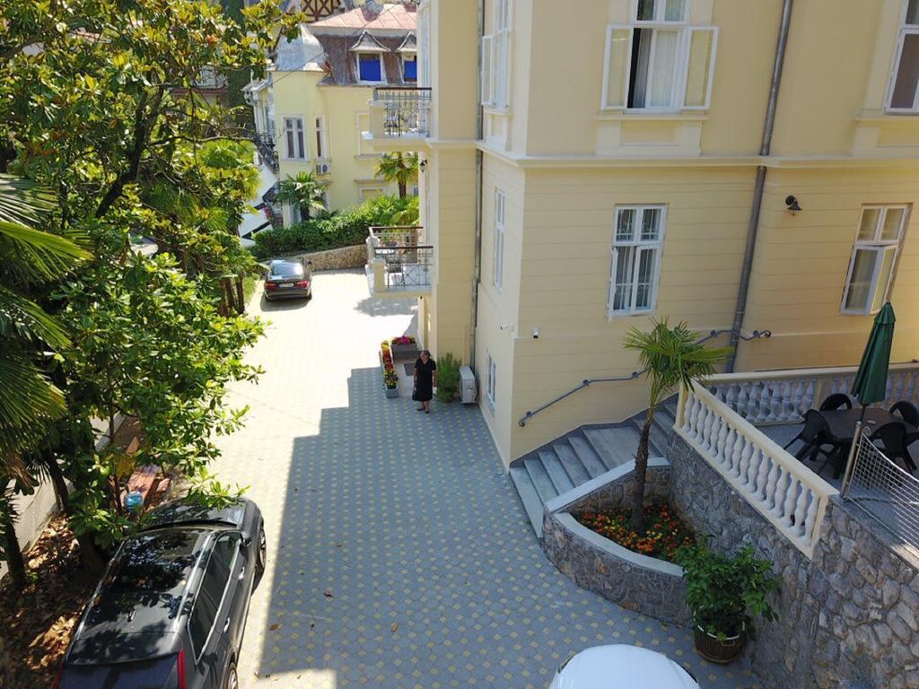 Apartments Villa Atta โอปาติยา ภายนอก รูปภาพ